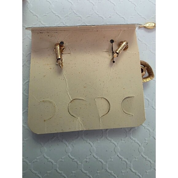 Sarah Coventry Gold Tone Scarlett Tears Red Gem Necklace & Earrings Set In Box - Picture 8 of 8